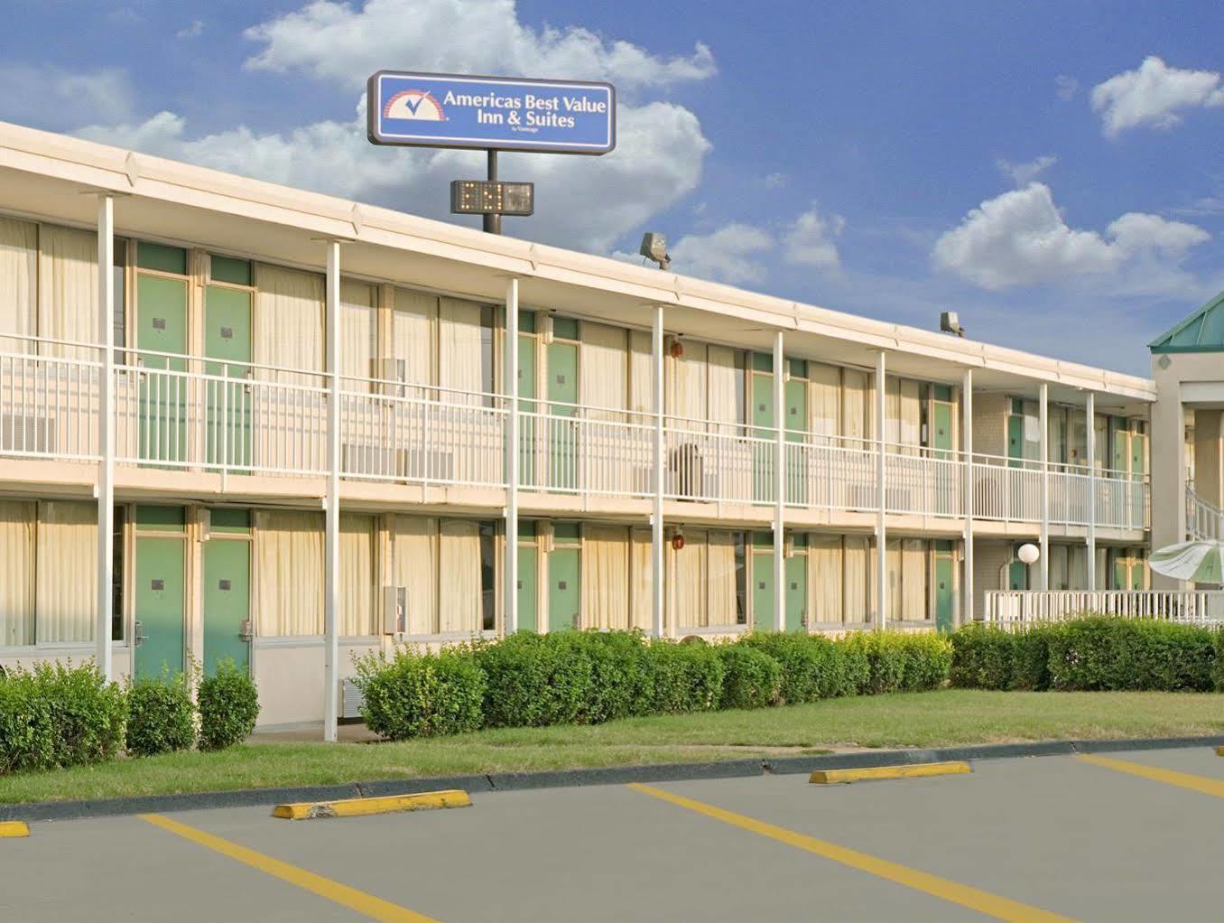 America'S Best Value Inn & Suites - Memphis/Graceland Екстериор снимка