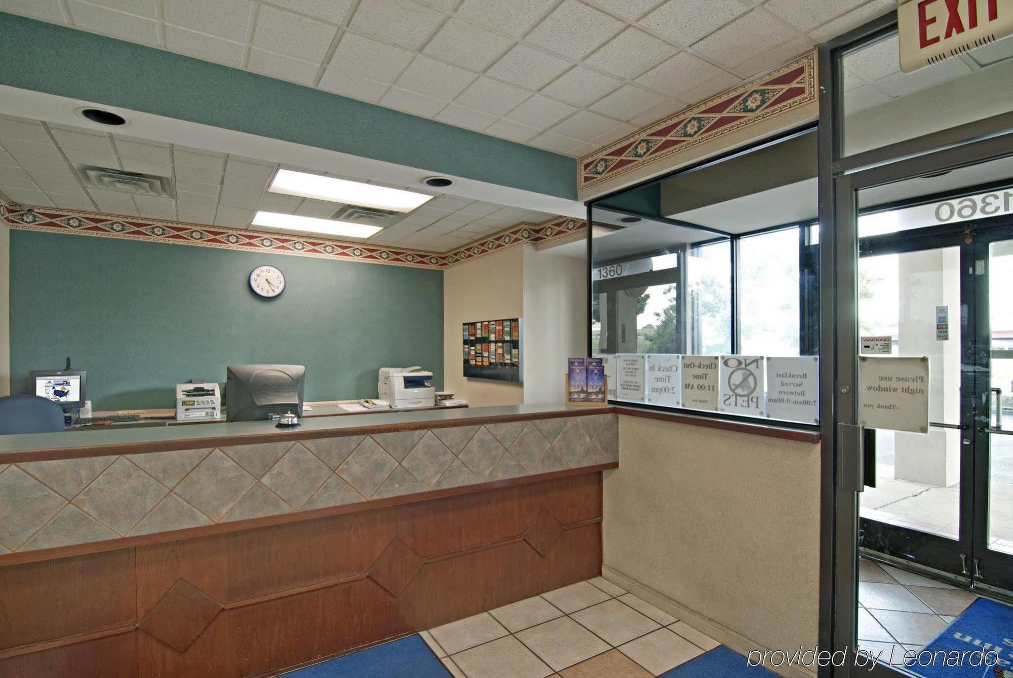 America'S Best Value Inn & Suites - Memphis/Graceland Интериор снимка